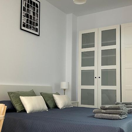Azca-Bernabeu Apartments มาดริด ภายนอก รูปภาพ
