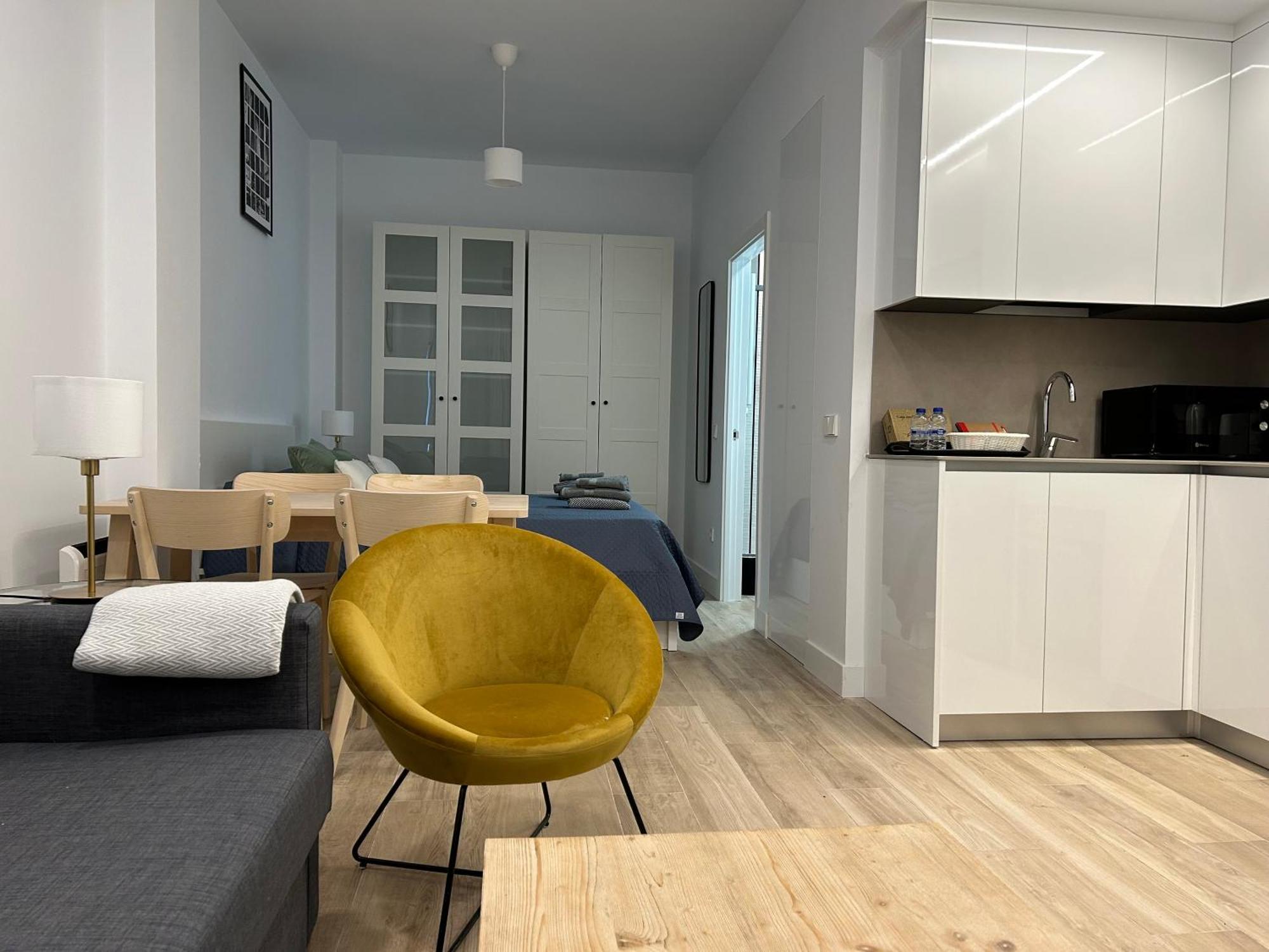 Azca-Bernabeu Apartments มาดริด ภายนอก รูปภาพ